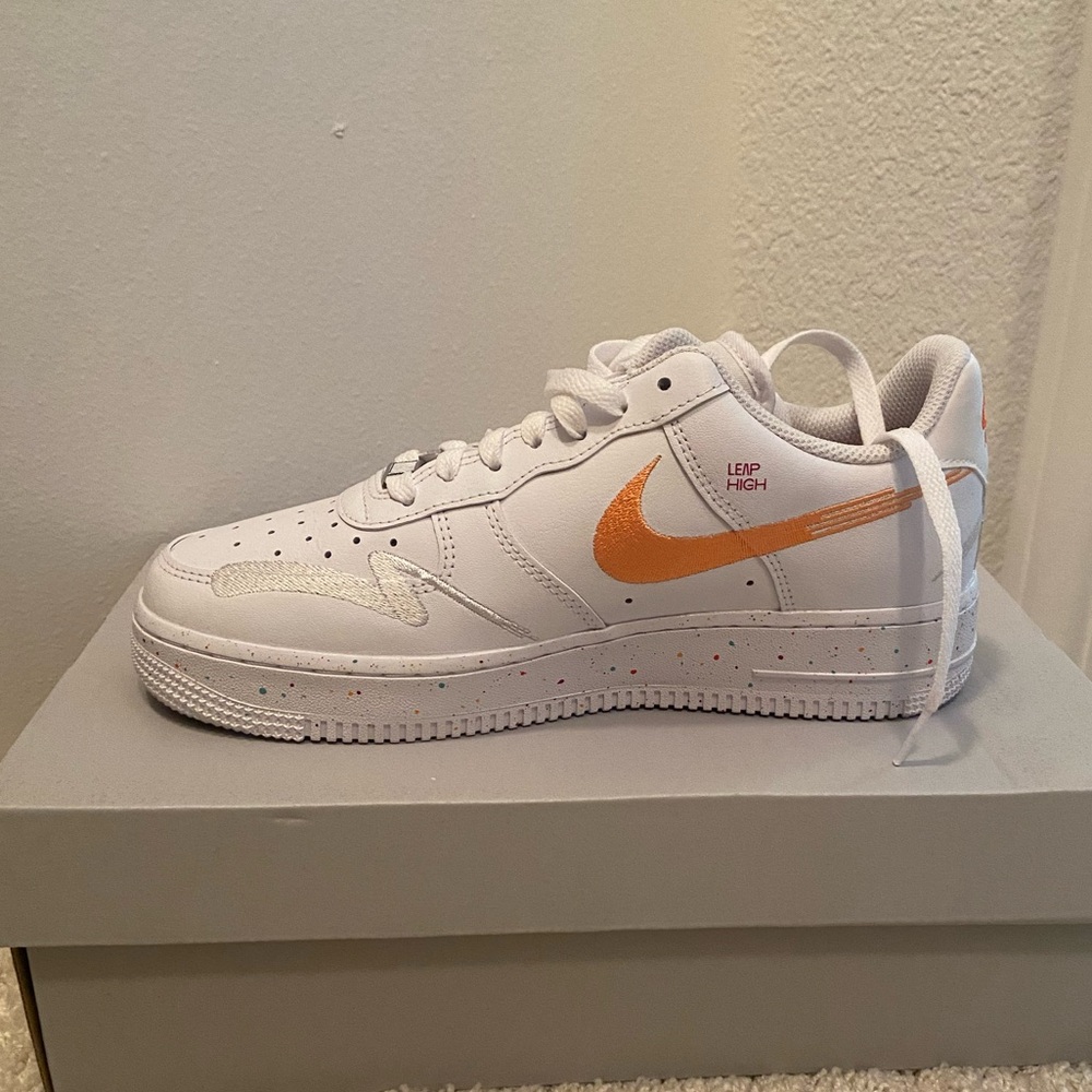Nike Air Force 1 ‘07 LX womens 8